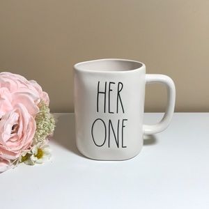 NWT Rae Dunn Her One Mug